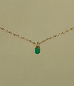 Green Oval Chrysoprase Chalcedony Gold Pendant Necklace