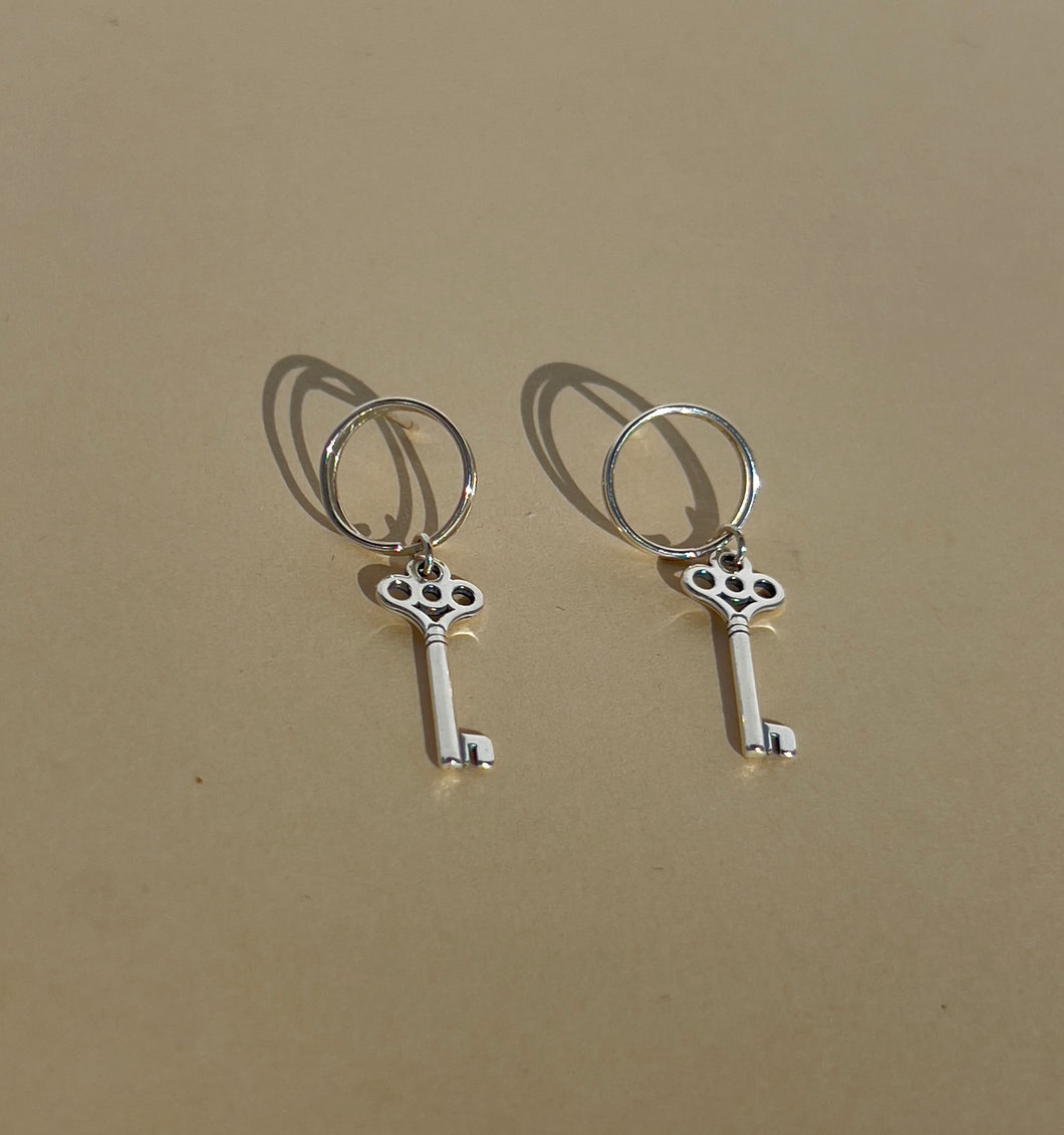 Silver Key with Spiral Split Earrings