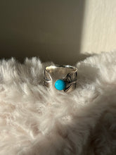 Load image into Gallery viewer, Turquoise Silver Leaf Ring