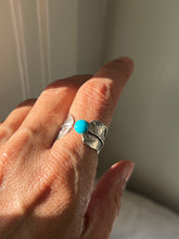 Load image into Gallery viewer, Turquoise Silver Leaf Ring